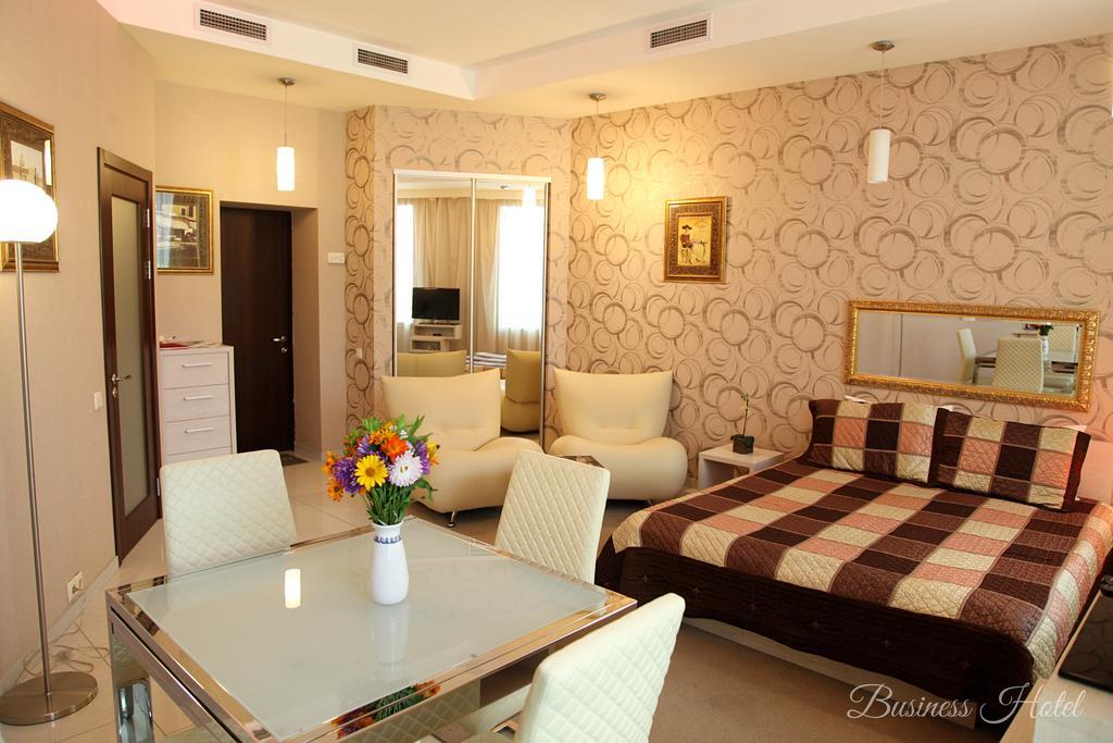 Business Hotel 카리프 객실 사진