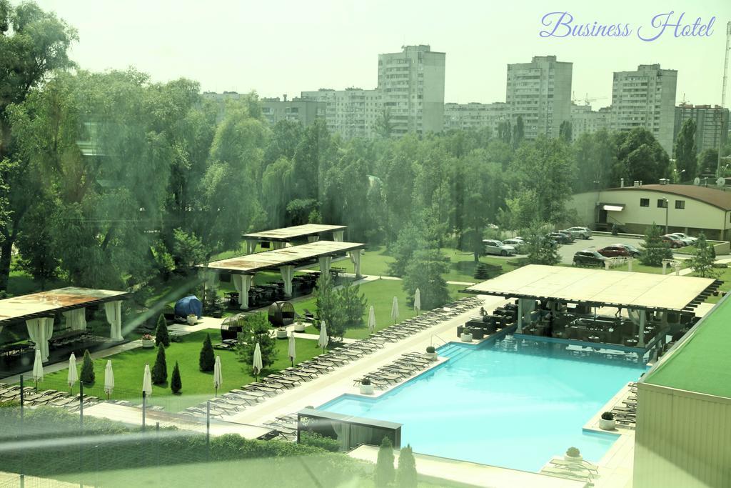 Business Hotel 카리프 객실 사진