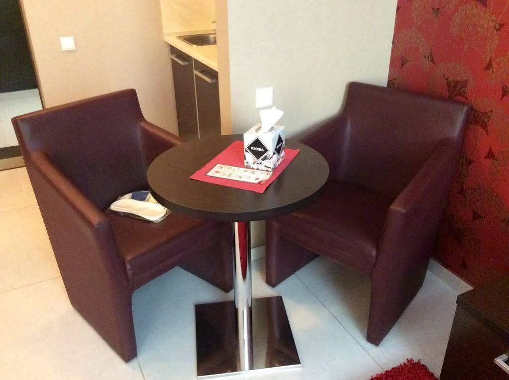 Business Hotel 카리프 외부 사진
