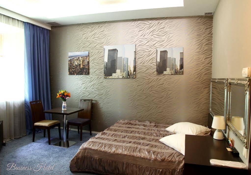 Business Hotel 카리프 외부 사진